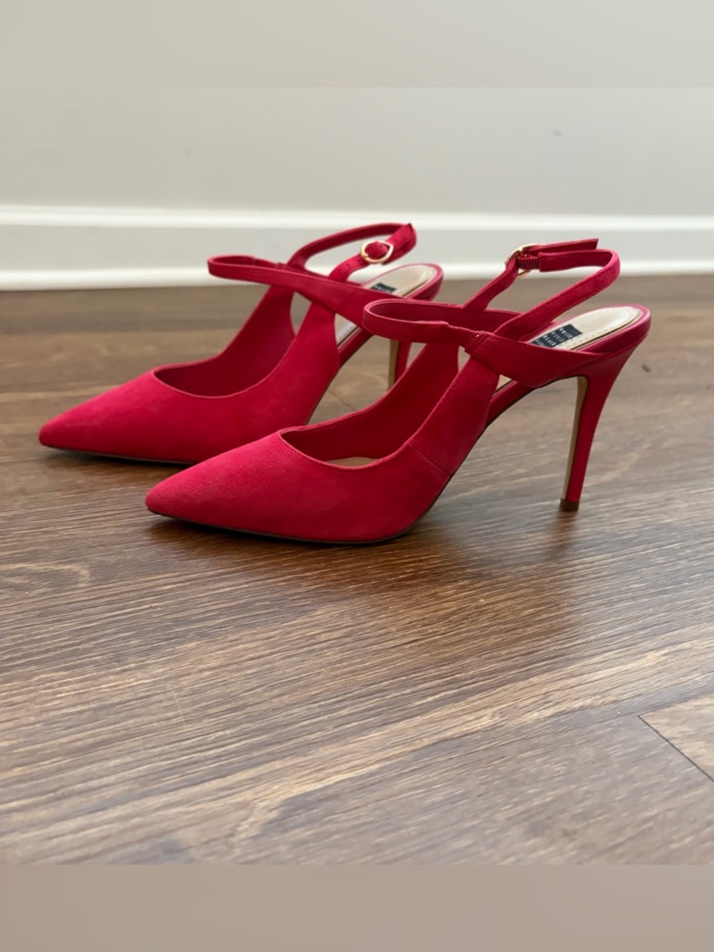 White House Black Market 
Pink  Pointed-Toe Slingback Stiletto Pump
Size 8
